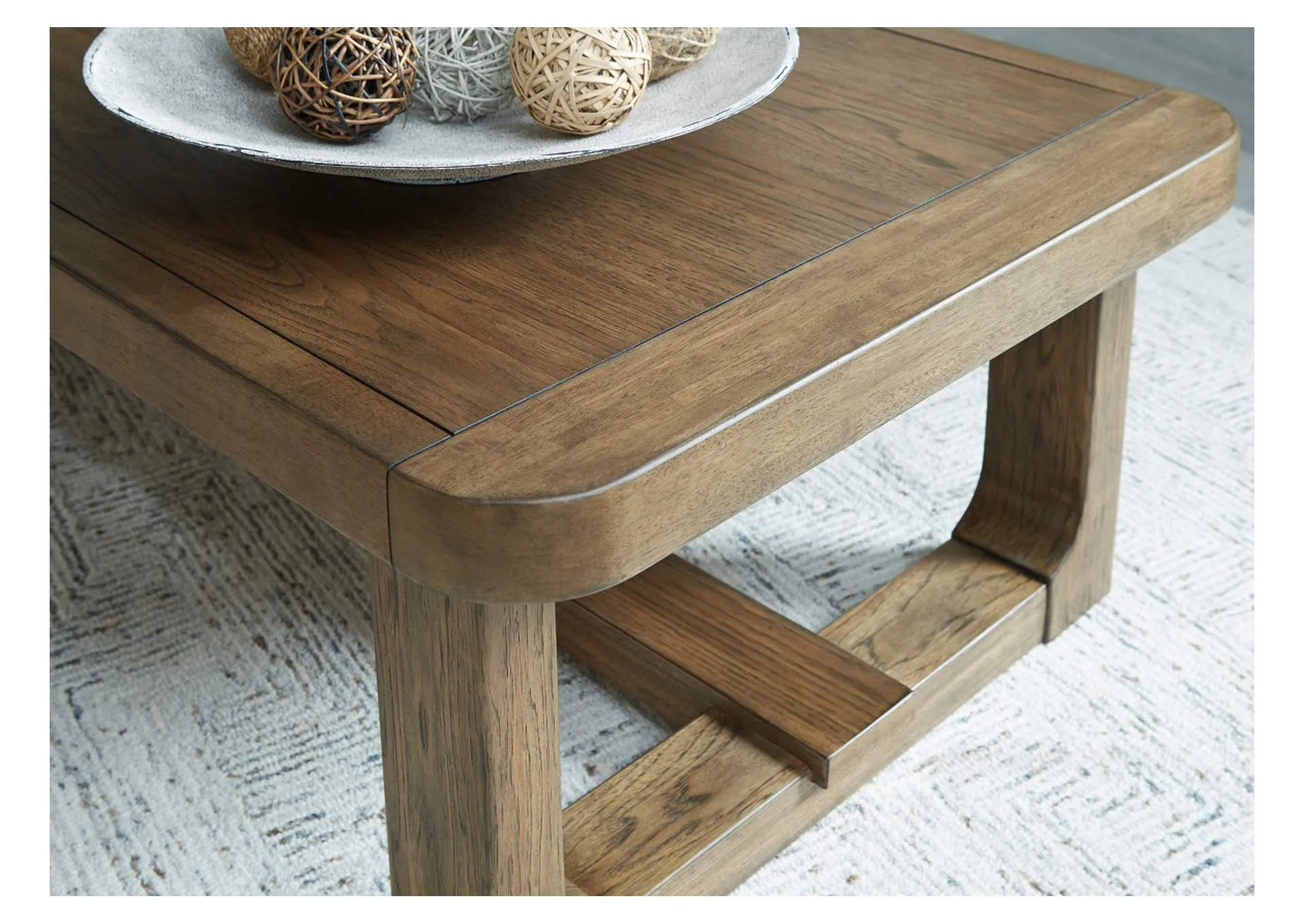 Cabalynn Coffee Table