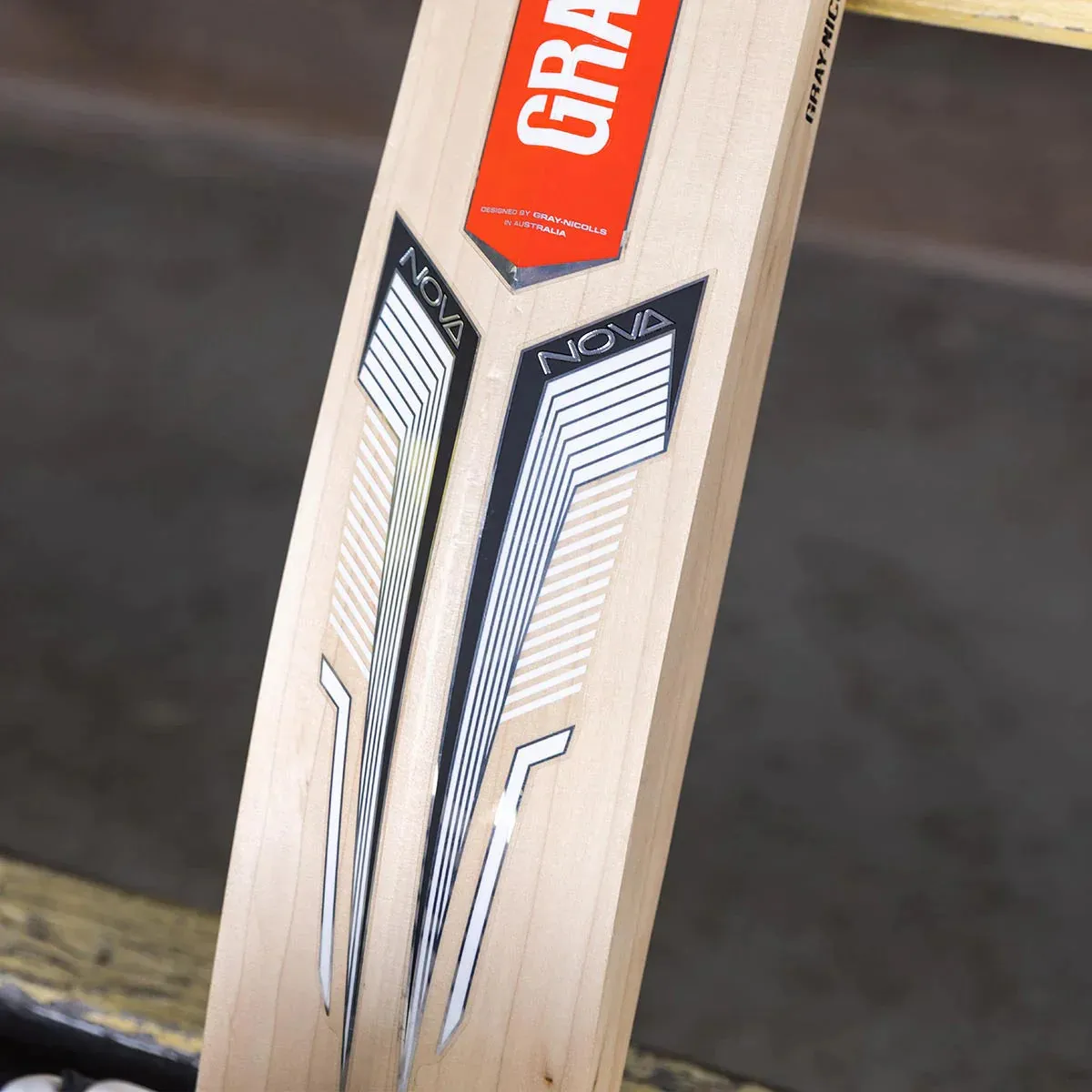 Gray Nicolls Nova 1000 Rplay English Willow Cricket Bat Youth